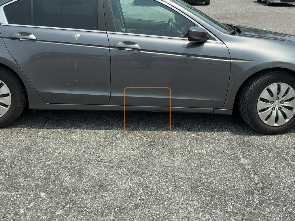 2012 Honda Accord Image 2