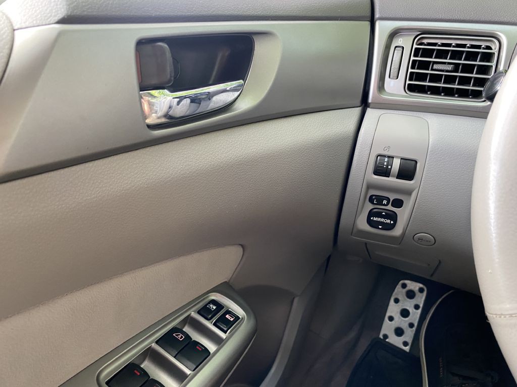 2010 Subaru Forester Image 21