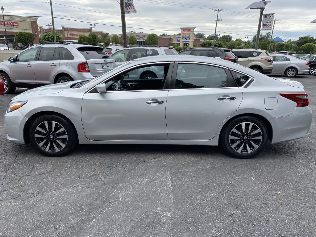 2018 Nissan Altima Image 7