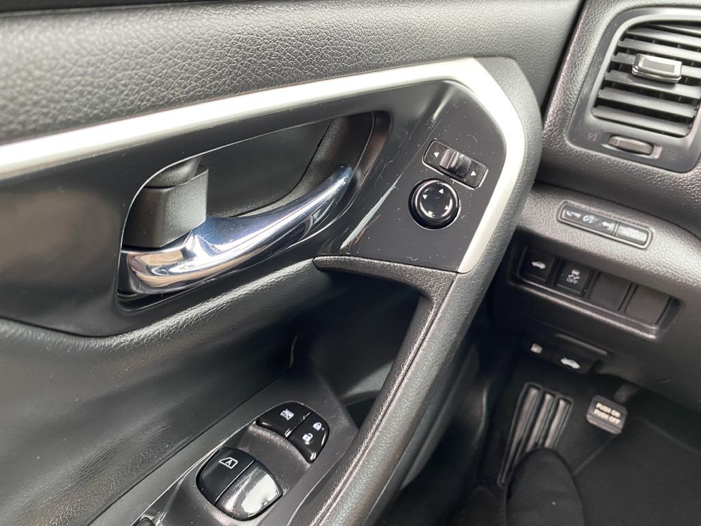 2018 Nissan Altima Image 16