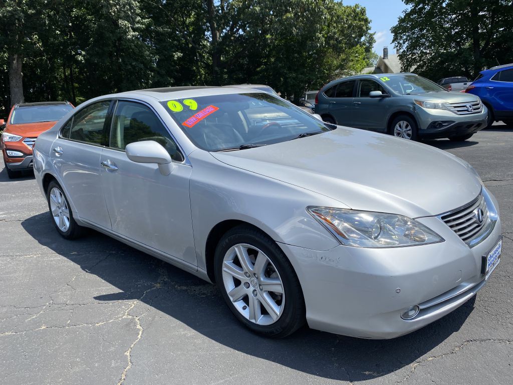 2009 Lexus ES 350 Image 2