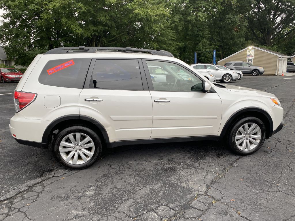 2012 Subaru Forester Image 8