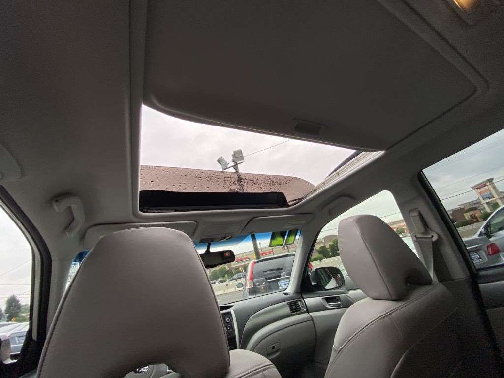 2012 Subaru Forester Image 24