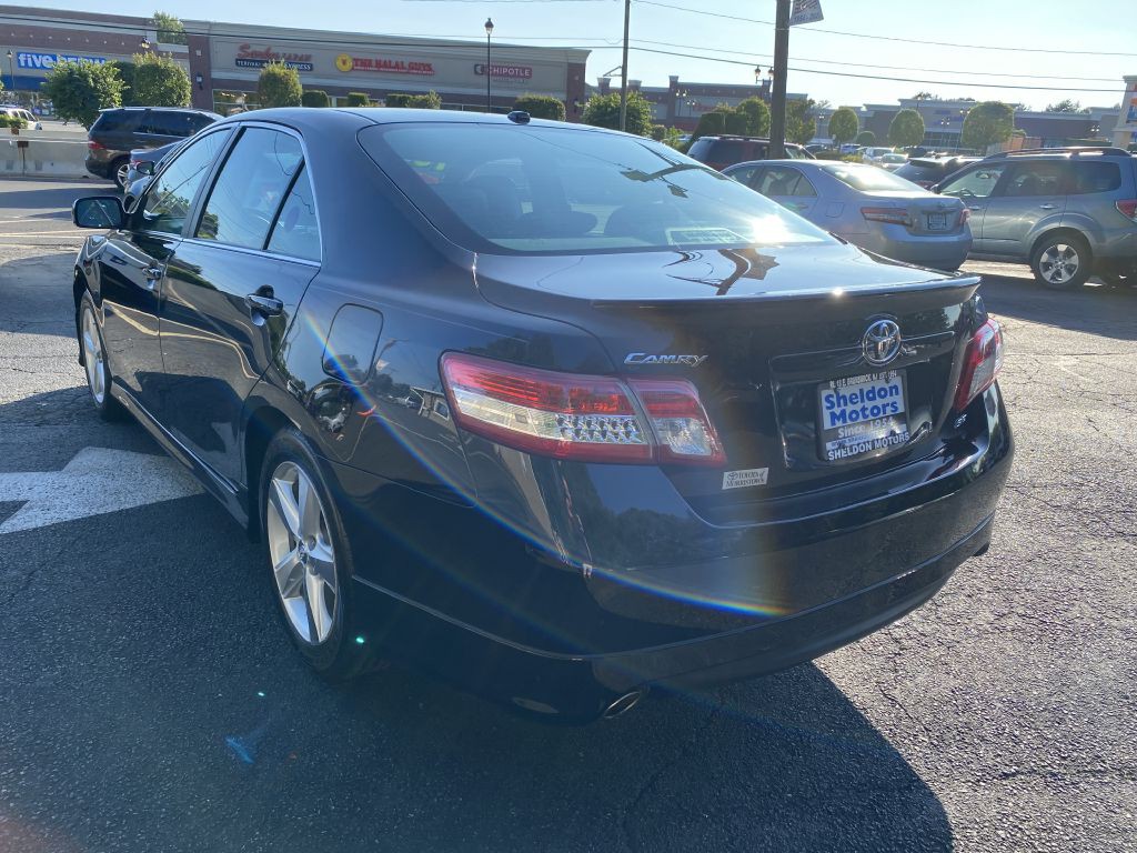 2010 Toyota Camry Image 6