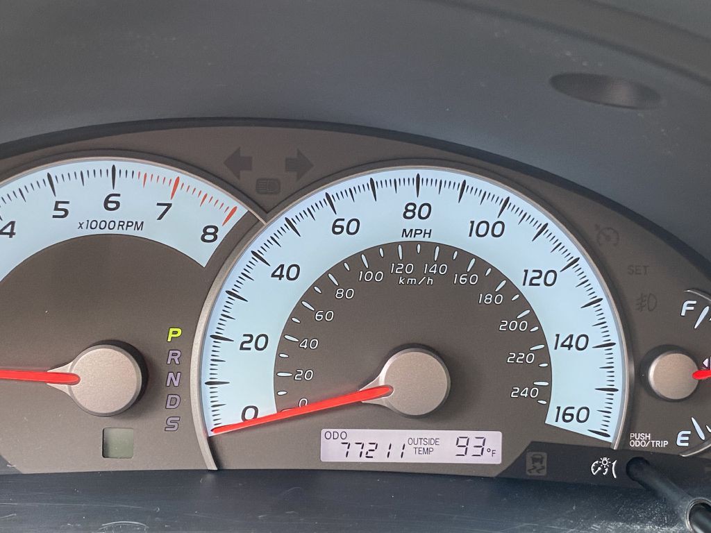 2010 Toyota Camry Image 17