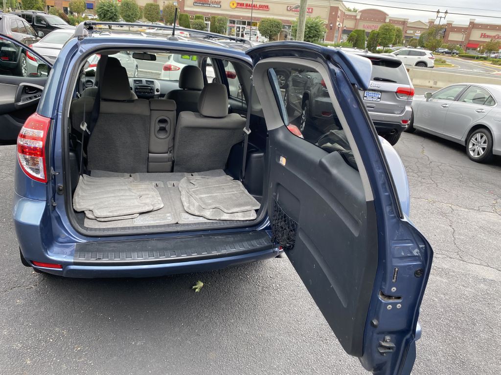2012 Toyota Rav4 Image 11