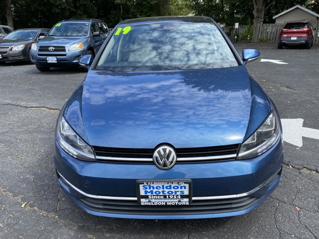 2019 Volkswagen Golf Image 3