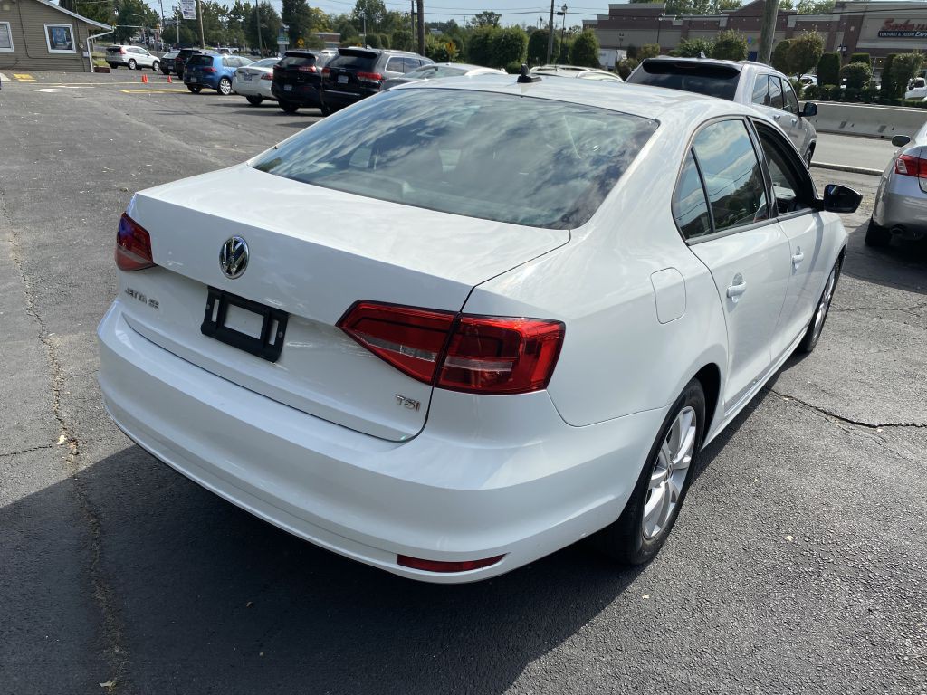 2015 Volkswagen Jetta Image 5