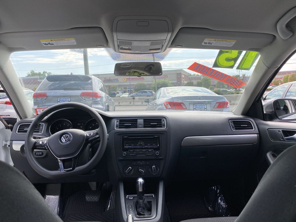2015 Volkswagen Jetta Image 13