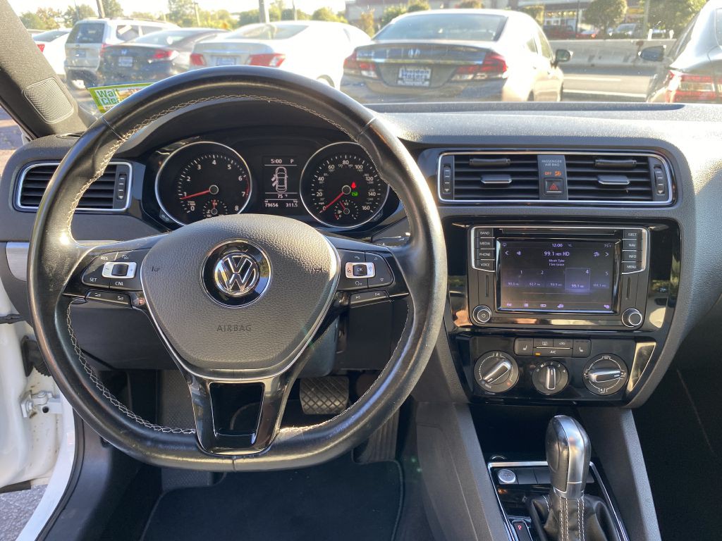 2016 Volkswagen Jetta Image 14