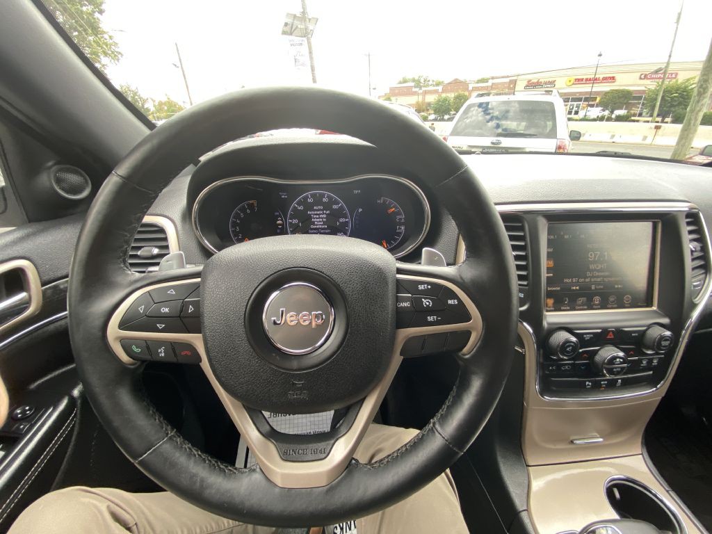 2015 Jeep Grand Cherokee Image 17