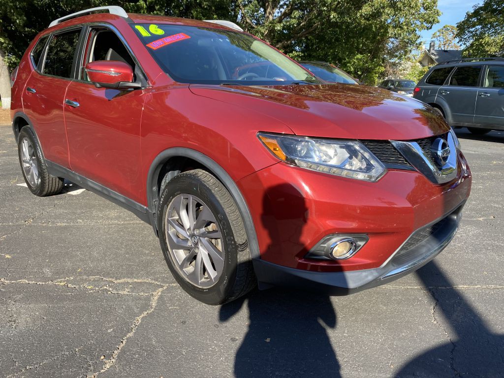 2016 Nissan Rogue Image 2