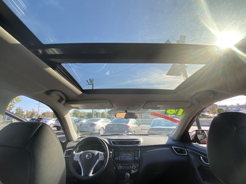 2016 Nissan Rogue Image 15