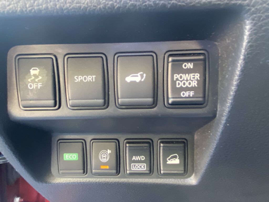 2016 Nissan Rogue Image 19