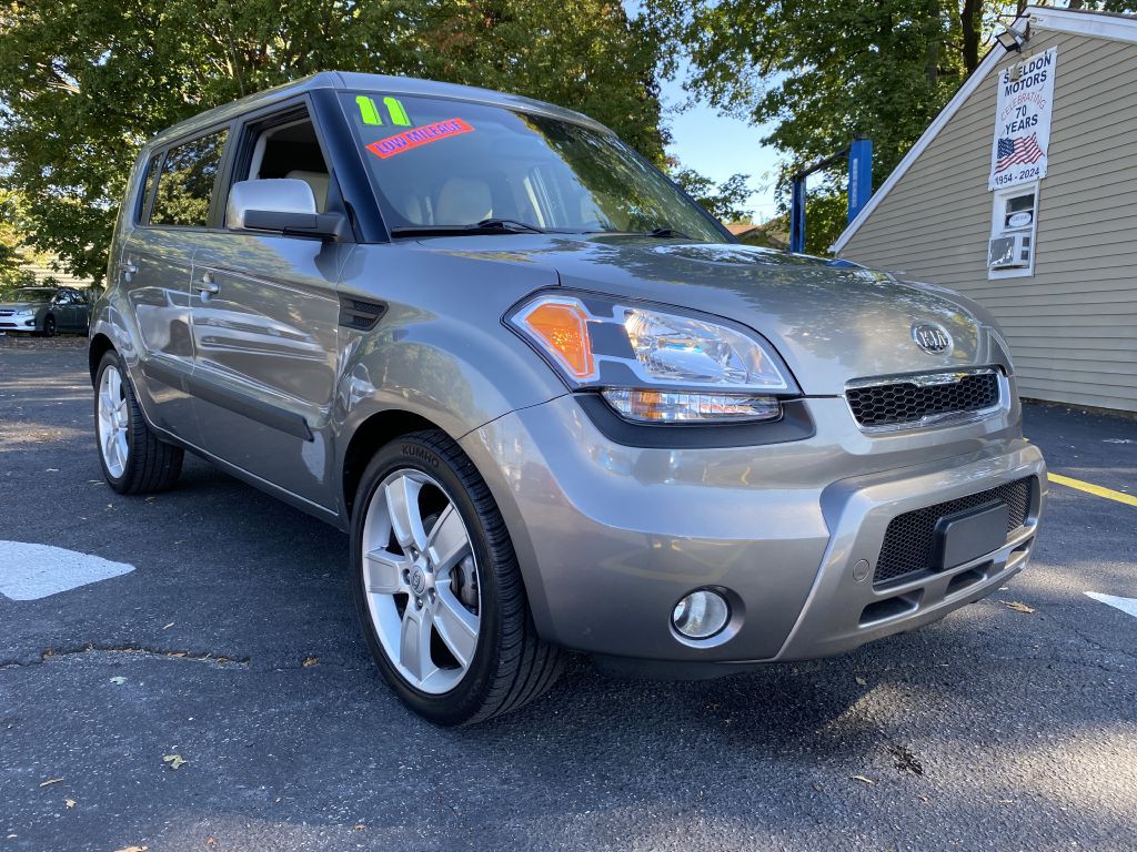 2011 Kia Soul Image 2