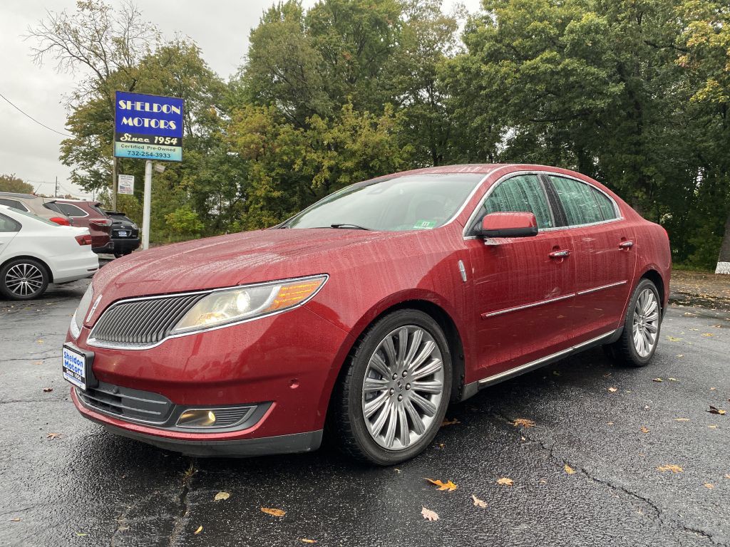 2013 Lincoln MKS Image 1