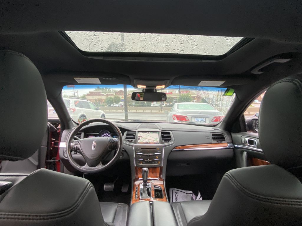 2013 Lincoln MKS Image 13