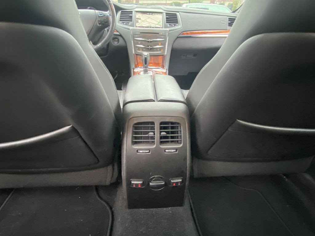 2013 Lincoln MKS Image 14