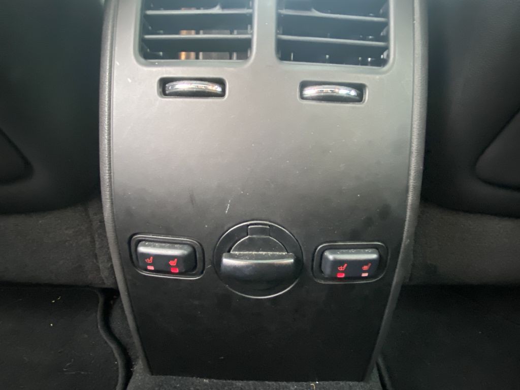 2013 Lincoln MKS Image 15