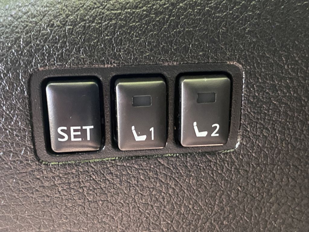 2018 Nissan Rogue Image 19