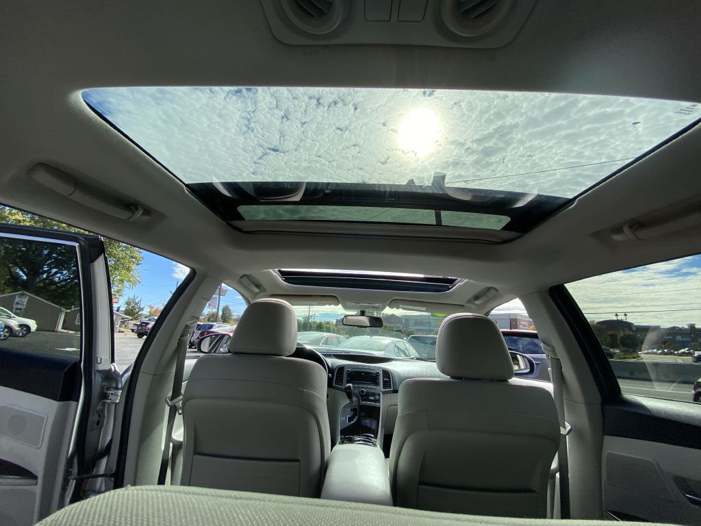 2010 Toyota Venza Image 20