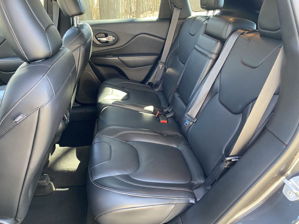 2015 Jeep Cherokee Image 10