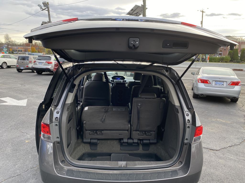 2015 Honda Odyssey Image 9