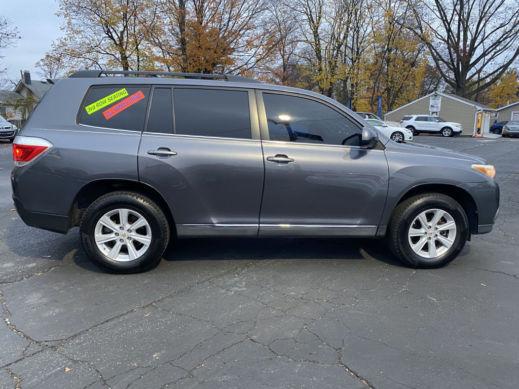 2013 Toyota Highlander Image 8