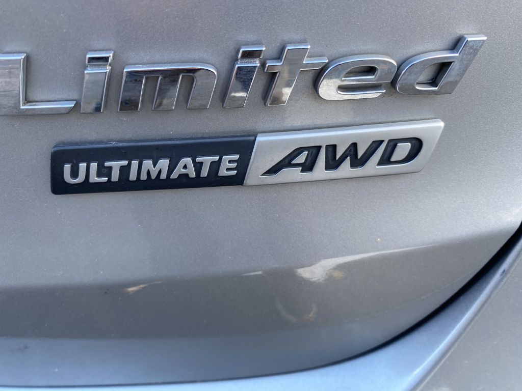 2015 Hyundai Santa Fe Image 5