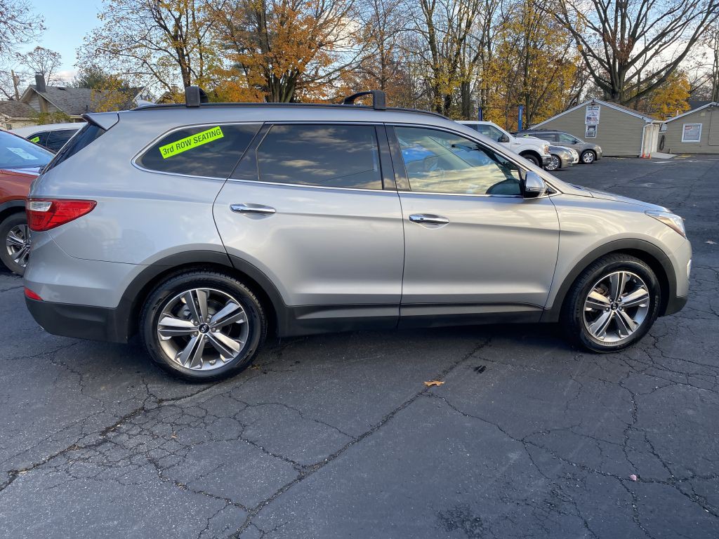 2015 Hyundai Santa Fe Image 9