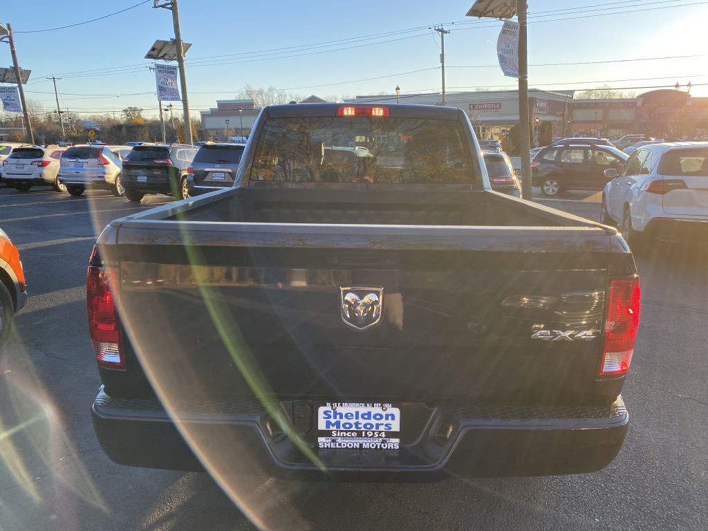 2017 RAM 1500 Image 4