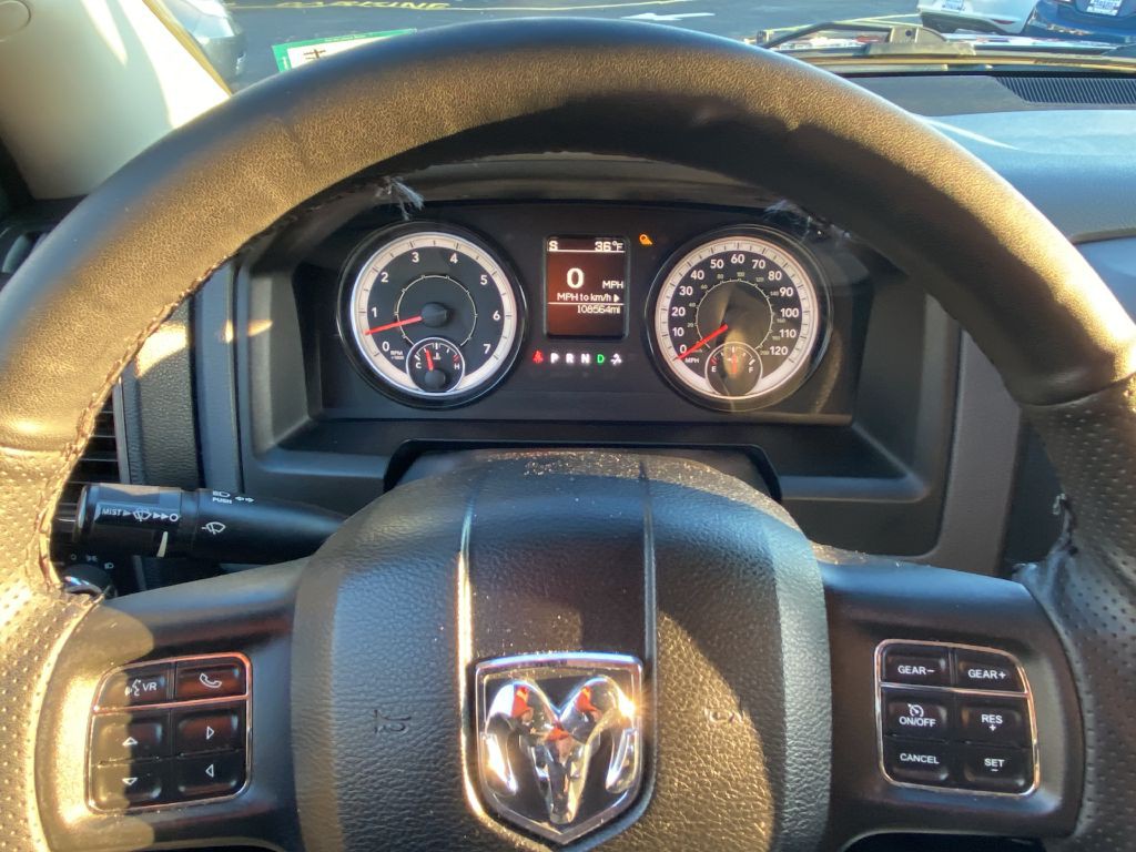 2017 RAM 1500 Image 16