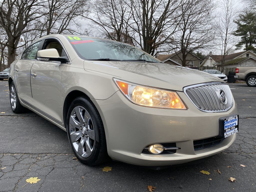 2010 Buick Lacrosse Image 2