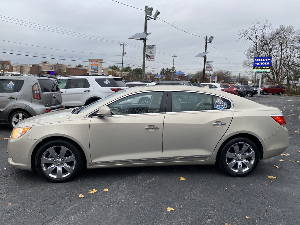 2010 Buick Lacrosse Image 8