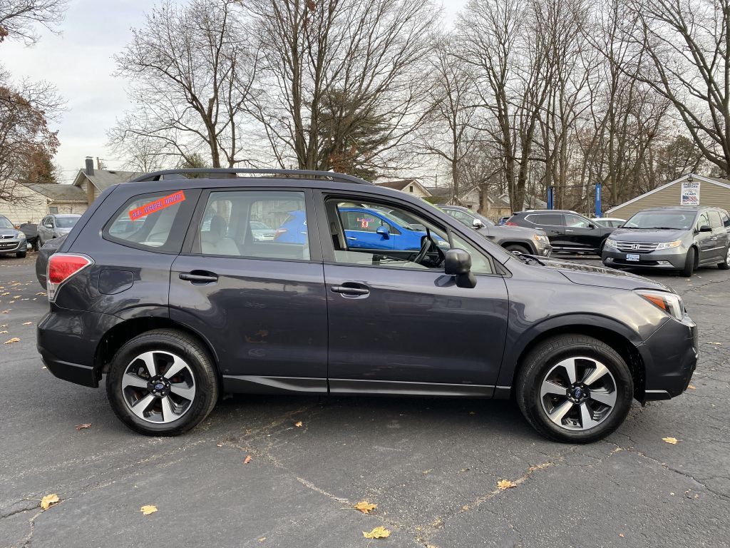 2017 Subaru Forester Image 7