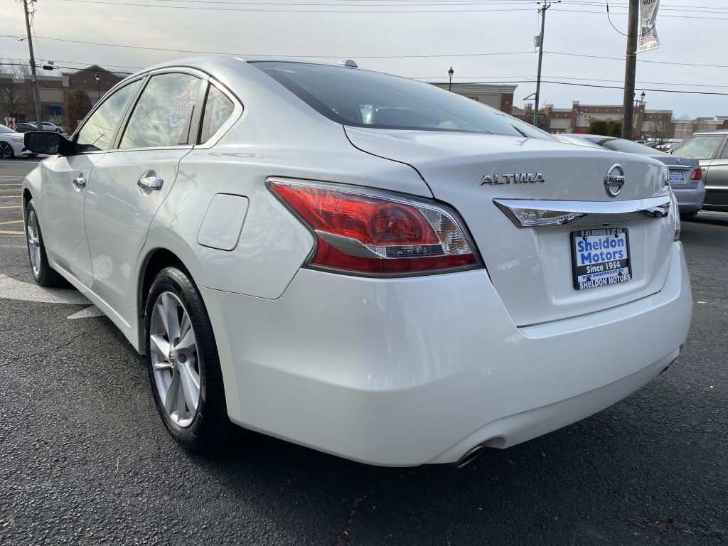 2015 Nissan Altima Image 6