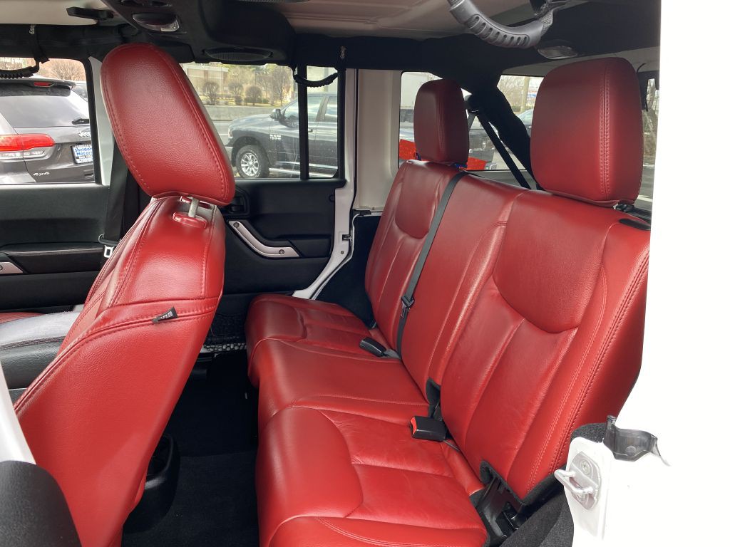 2013 Jeep Wrangler Unlimited Image 11