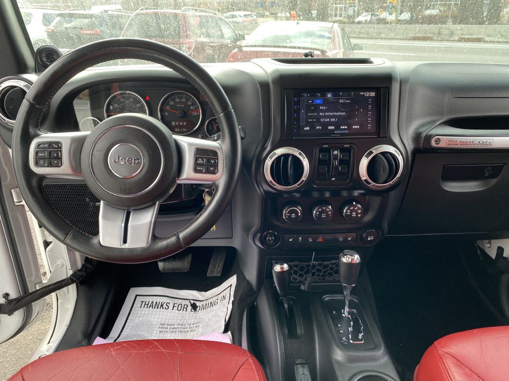 2013 Jeep Wrangler Unlimited Image 17