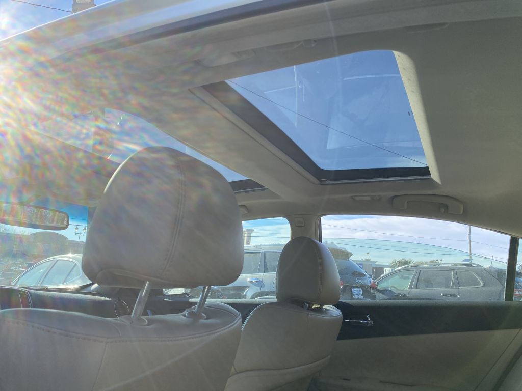 2013 Nissan Maxima Image 14