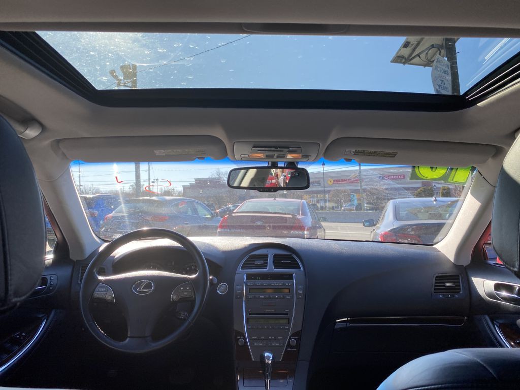 2010 Lexus ES 350 Image 9