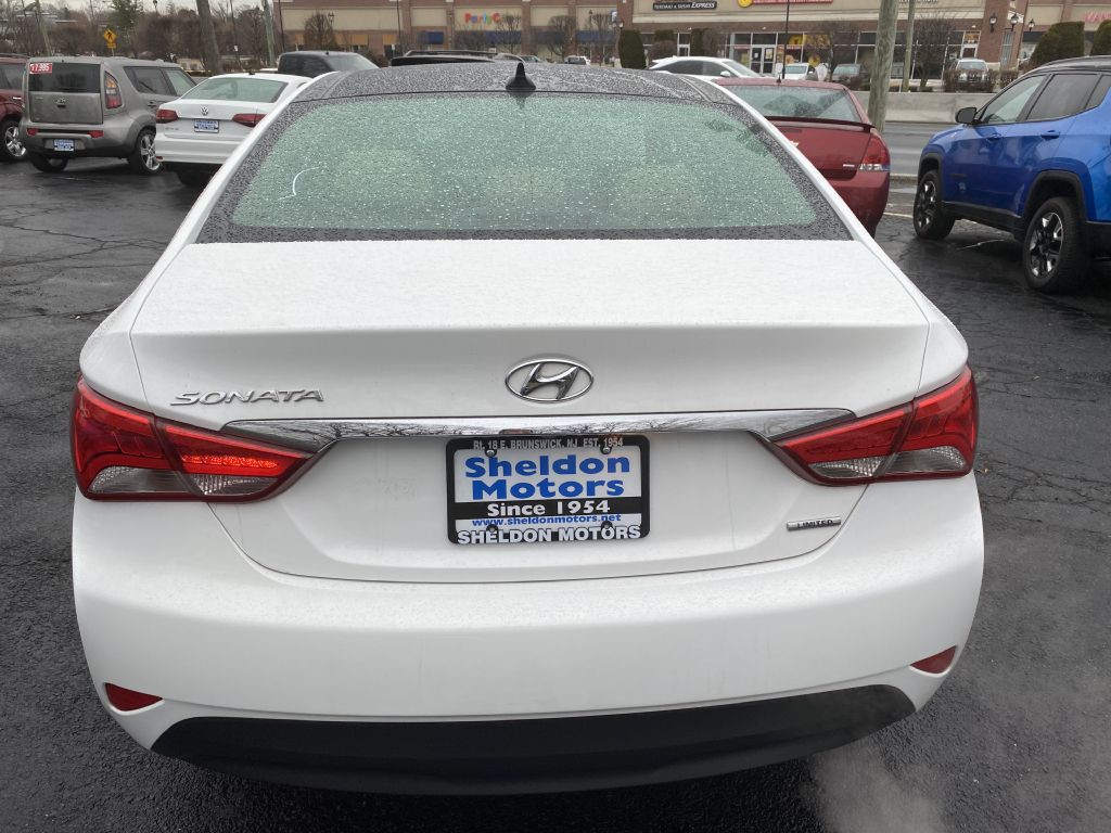 2014 Hyundai Sonata Image 4