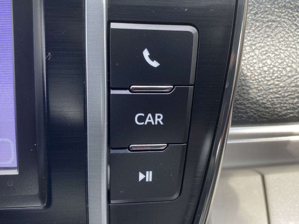 2012 Toyota Camry Image 18