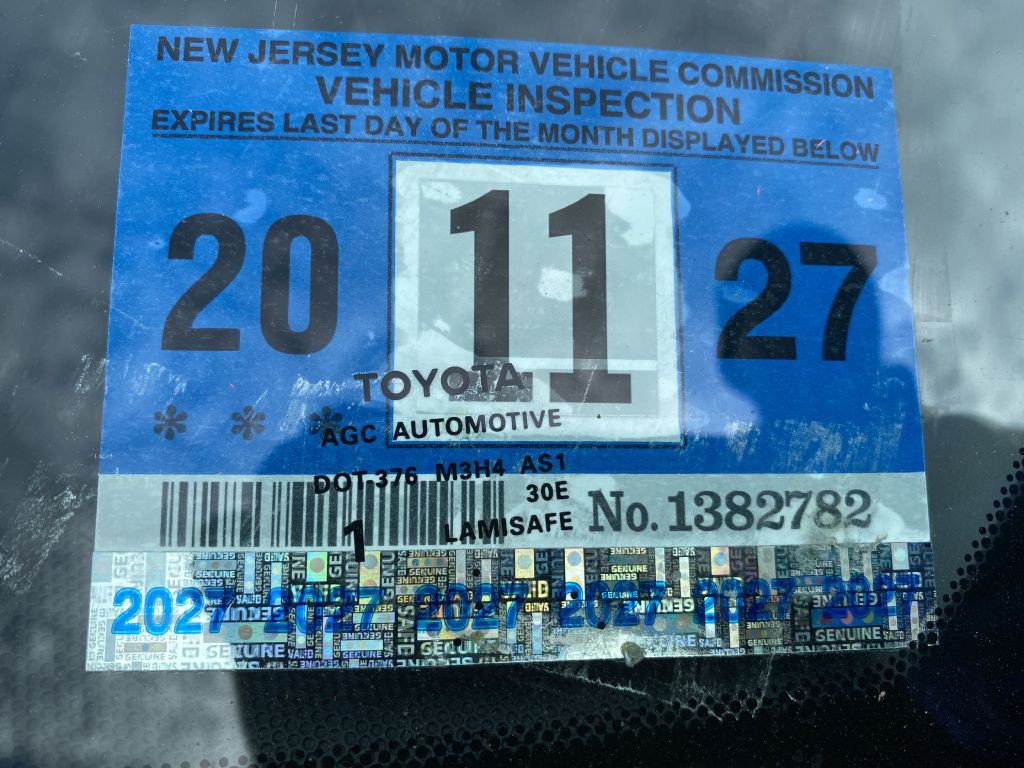 2012 Toyota Camry Image 21