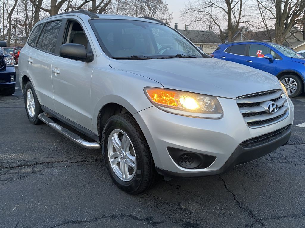 2012 Hyundai Santa Fe Image 2