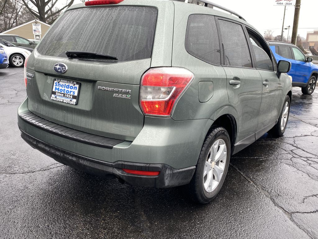 2015 Subaru Forester Image 5