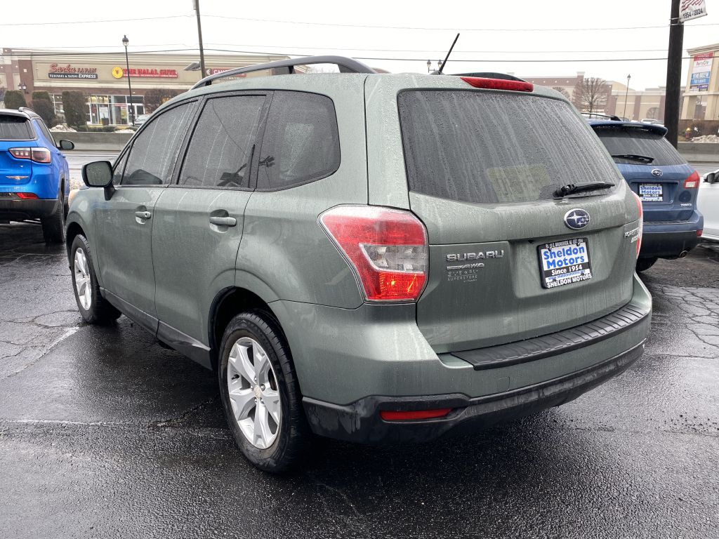 2015 Subaru Forester Image 6