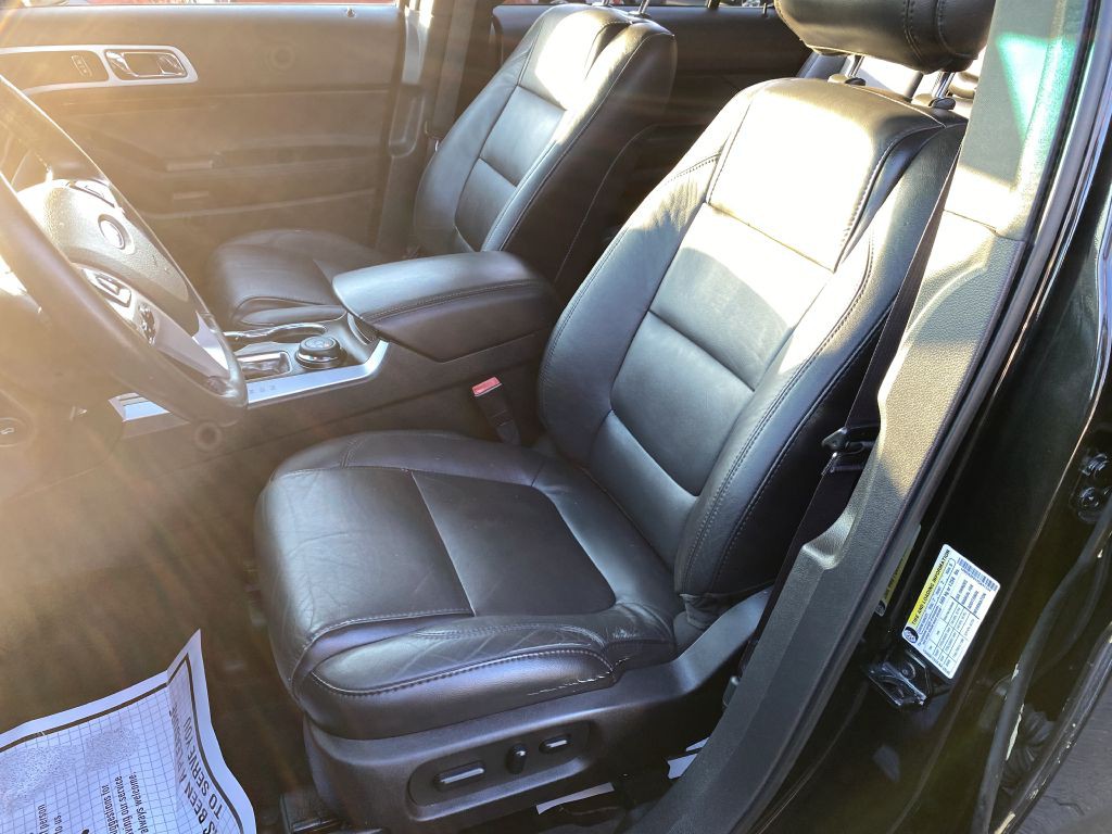 2015 Ford Explorer Image 9