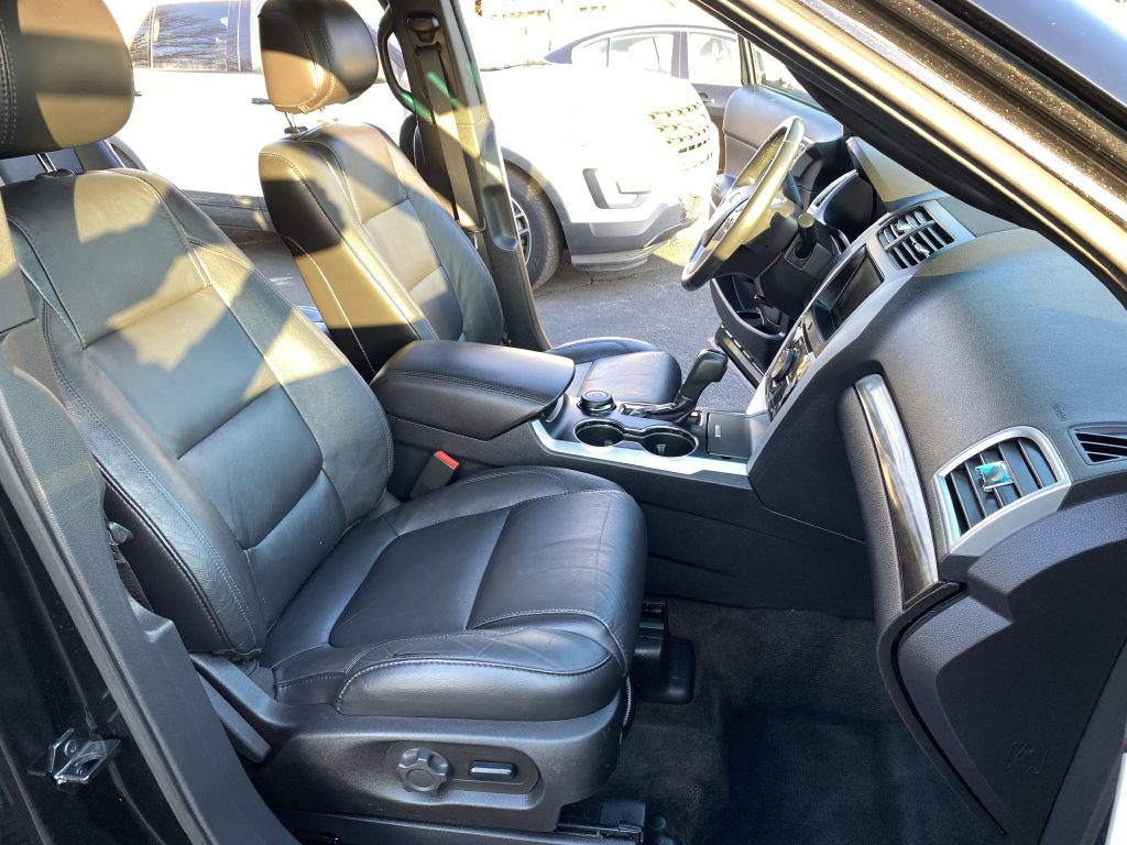 2015 Ford Explorer Image 13