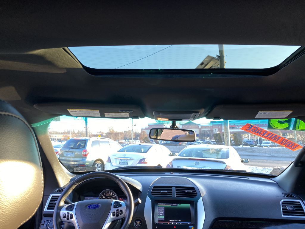 2015 Ford Explorer Image 15