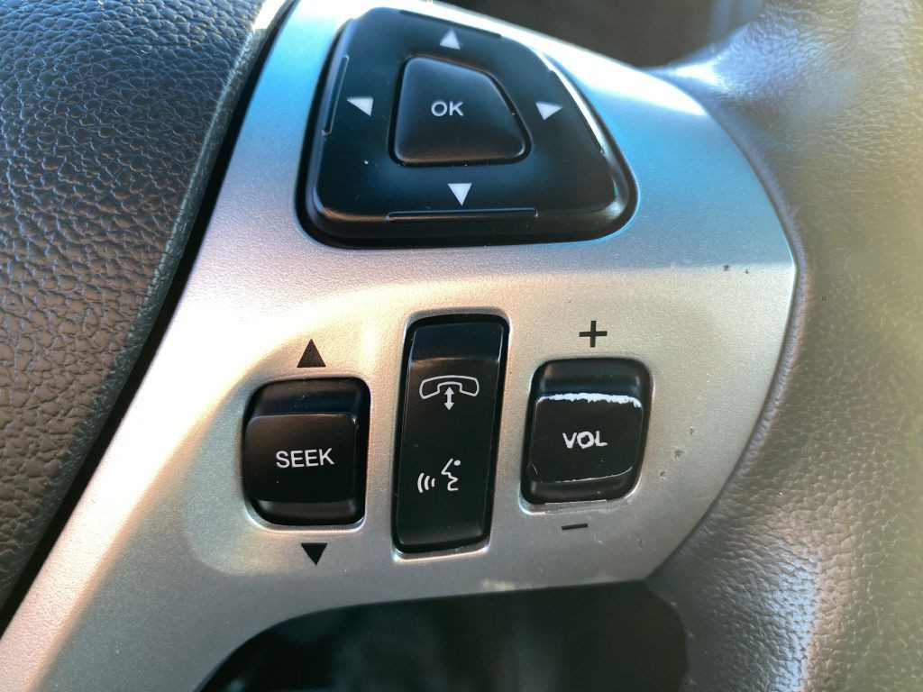 2015 Ford Explorer Image 17